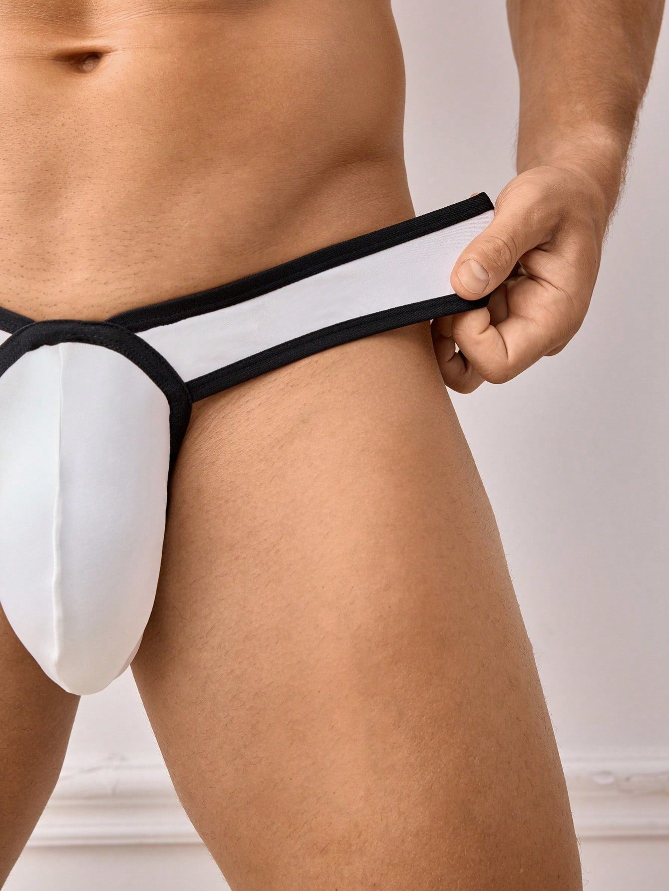 Contrast Color Trimming Thong For Men