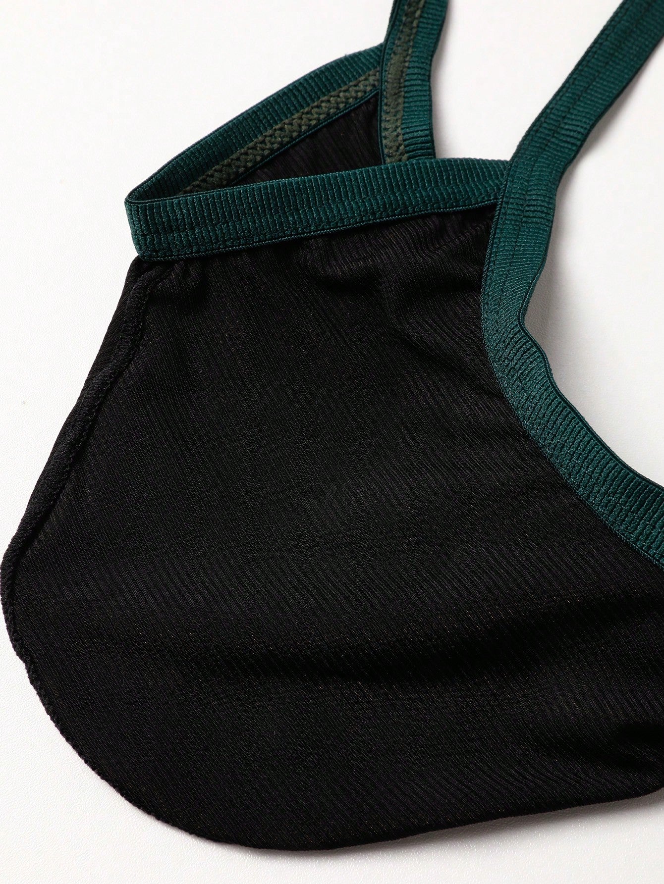 Men's Colorblock Low-Rise Sexy Thong Underwear With Backside Cutout