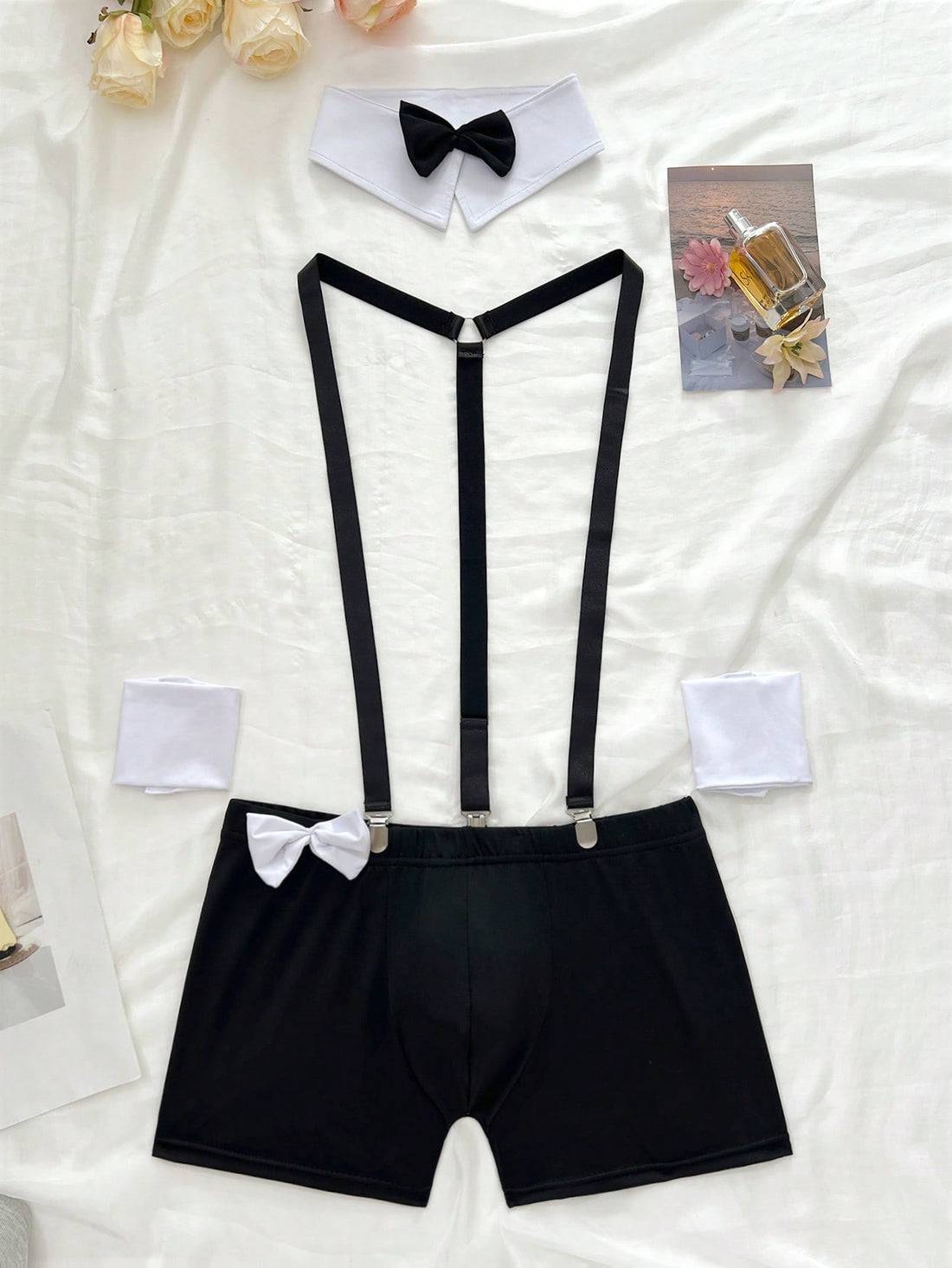 Men's bow decor contrast lace costume set with geometric pattern and slim fit short bottoms