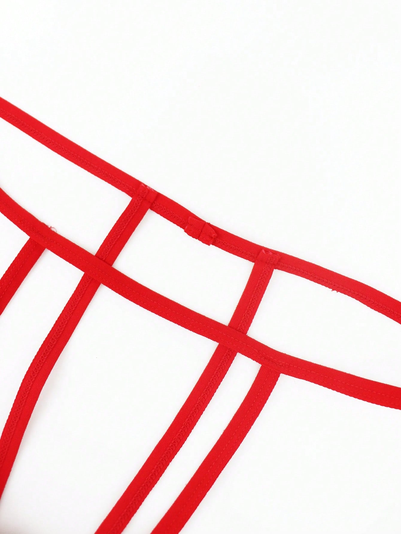 Red trim low-rise backless men's jockstrap underwear in plain knitted fabric