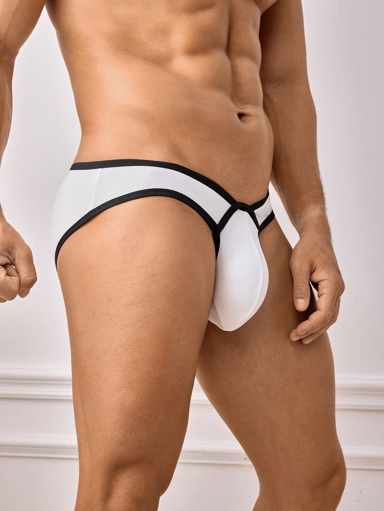 Contrast Color Trimming Thong For Men