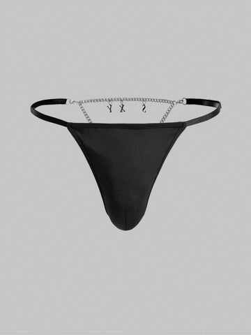 Men’s Short With Chain Accent Detail, Solid Color, Clean Design, For Everyday Use