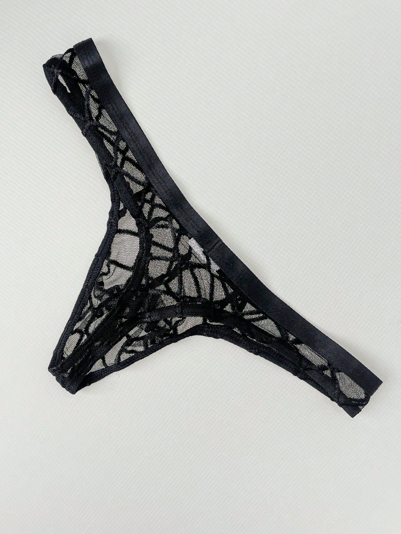 Men’s Black High Stretch Fabric Short With Simple Structure And Flexible Feel For Indoor Use