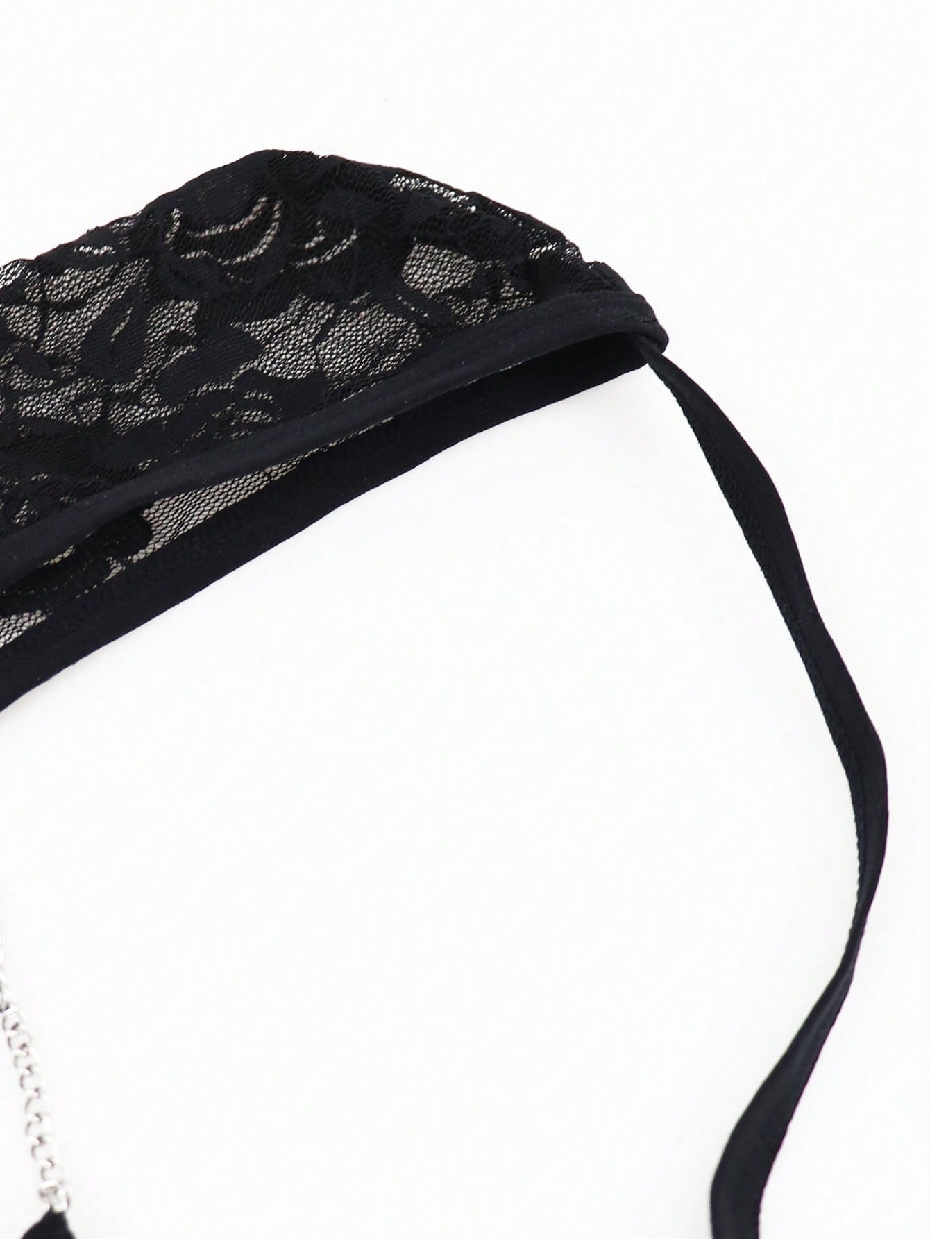 Men’s Rose Lace Waist Chain Short, Lightweight Material, Decorative Detail Design