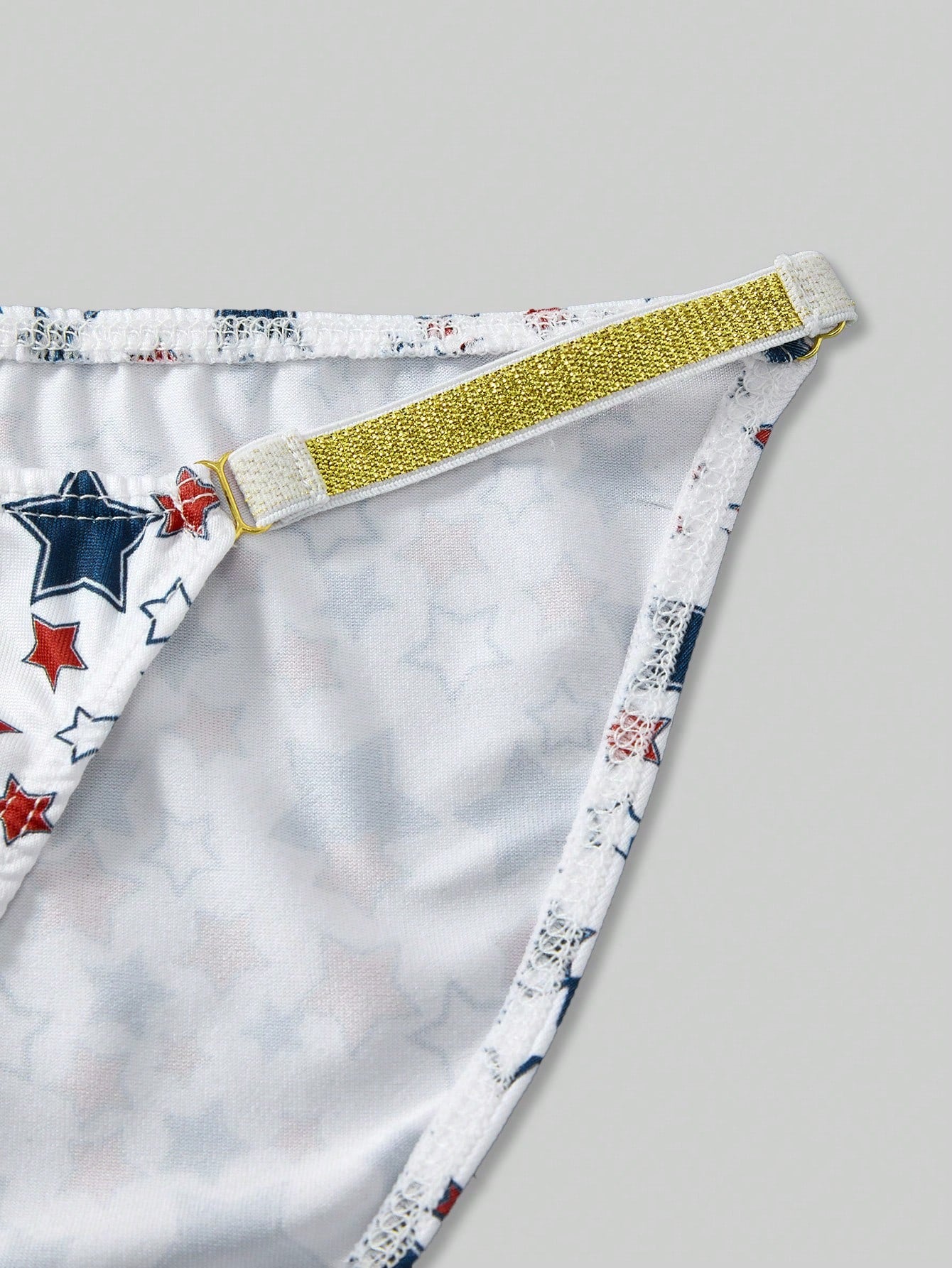 Men’s Star Print Short With Metallic-Style Trim, Clean Design, For Casual Wear