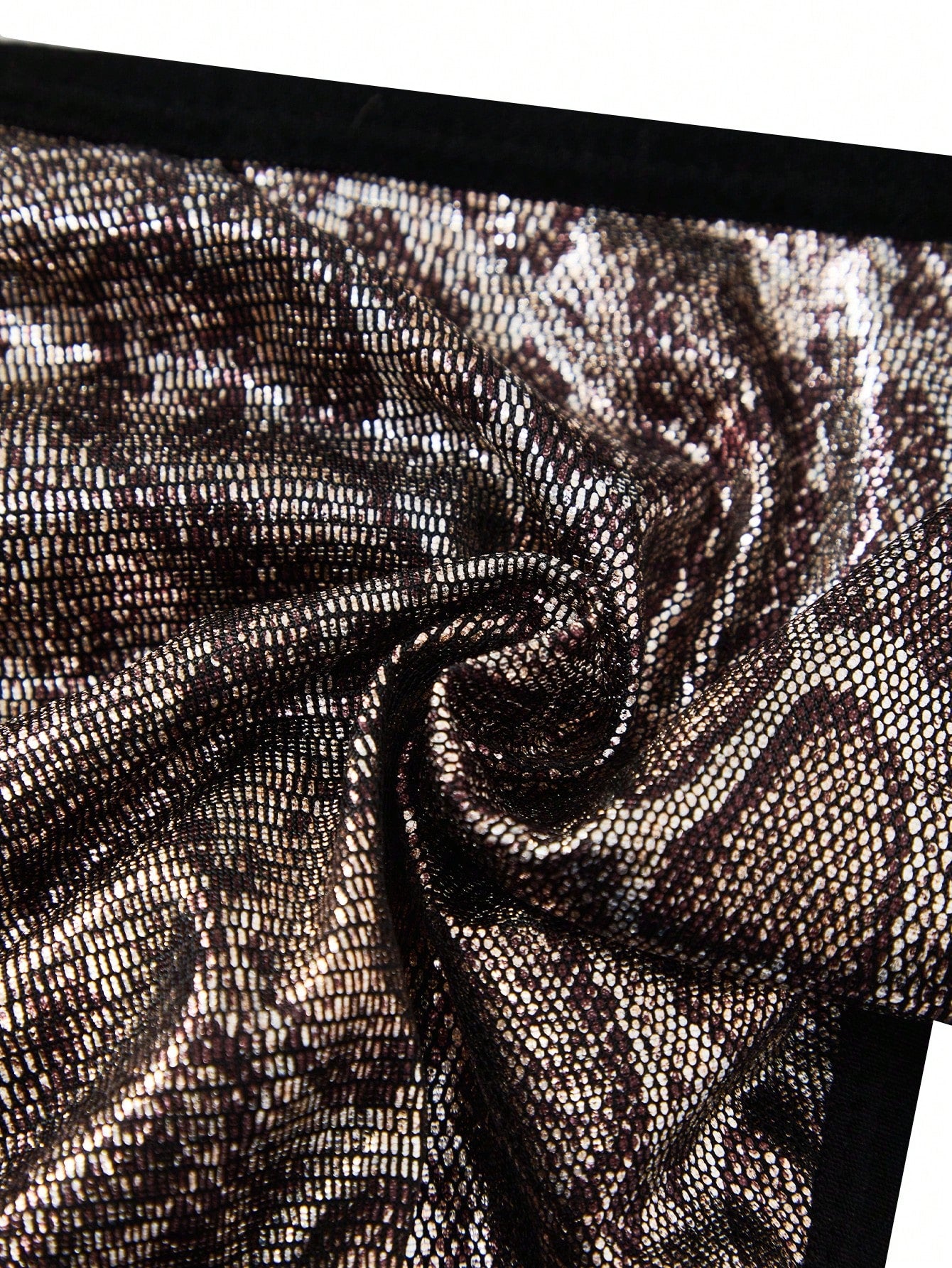 Men’s PU Short with Snakeskin Pattern, Shiny Surface, Smooth Texture