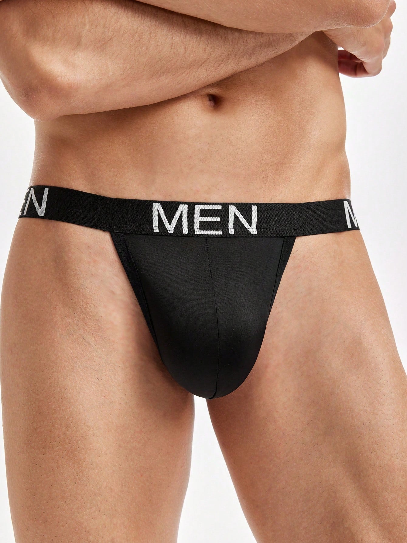 Men’s Letter Tape Detail Short Neutral Color Design For Daily Wear