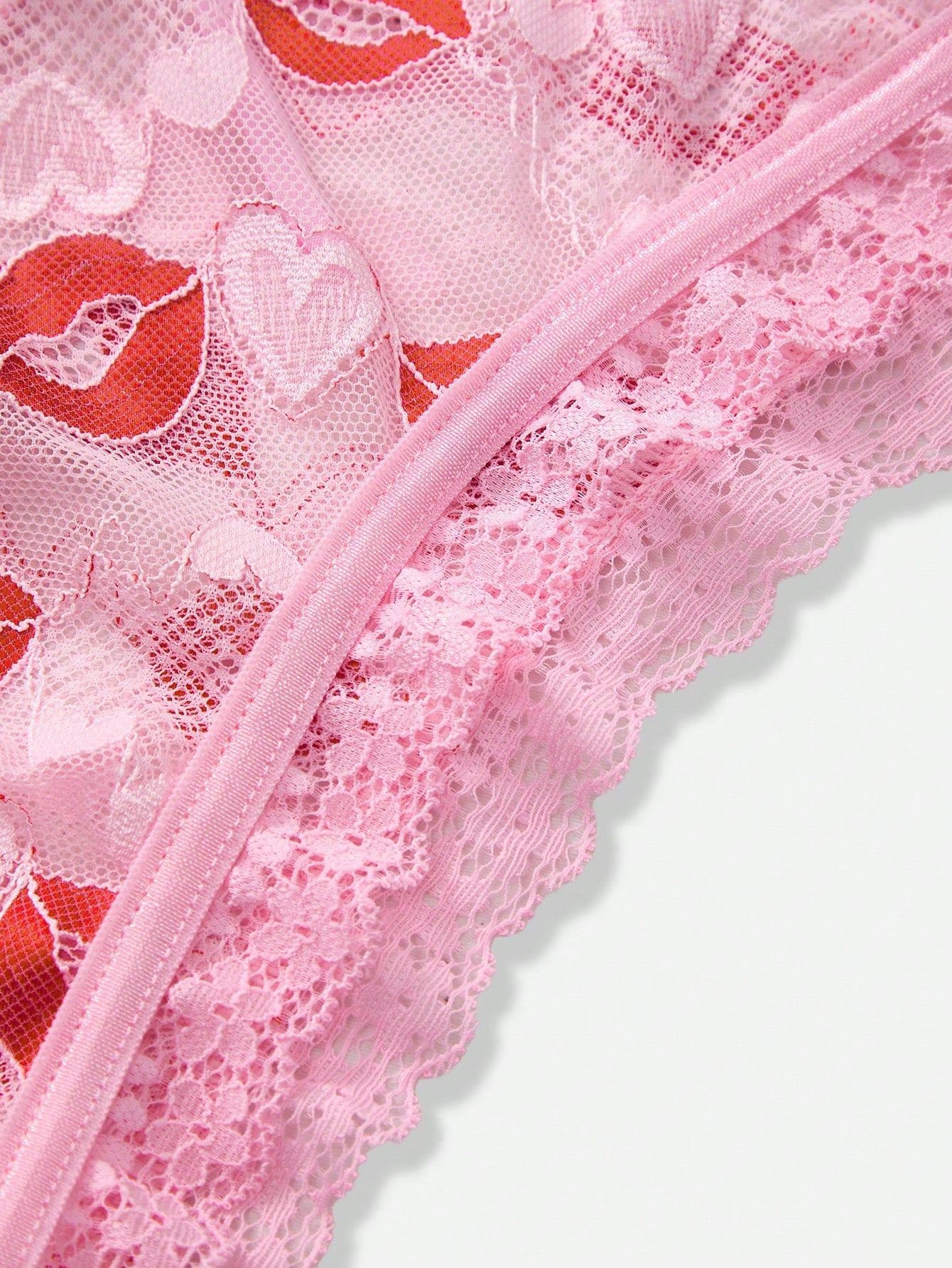 Men’s Printed Pattern Short With Lip Motif Detail For Daily Wear