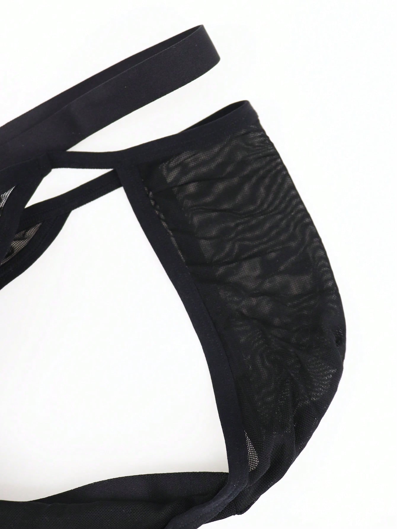 1pc Men’s Mesh Short, Lightweight and Breathable Fabric, Clean Waist Design