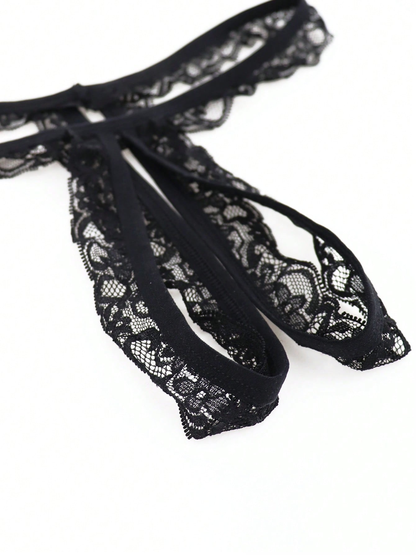 Men’s Slip-On Short Breathable Fabric Minimal Trim For Everyday Use