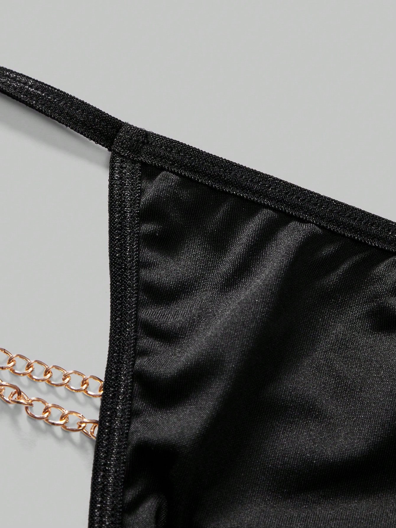 Men’s Short With Heart Motif And Decorative Stone Accent, Metal Chain Detail, For General Wear