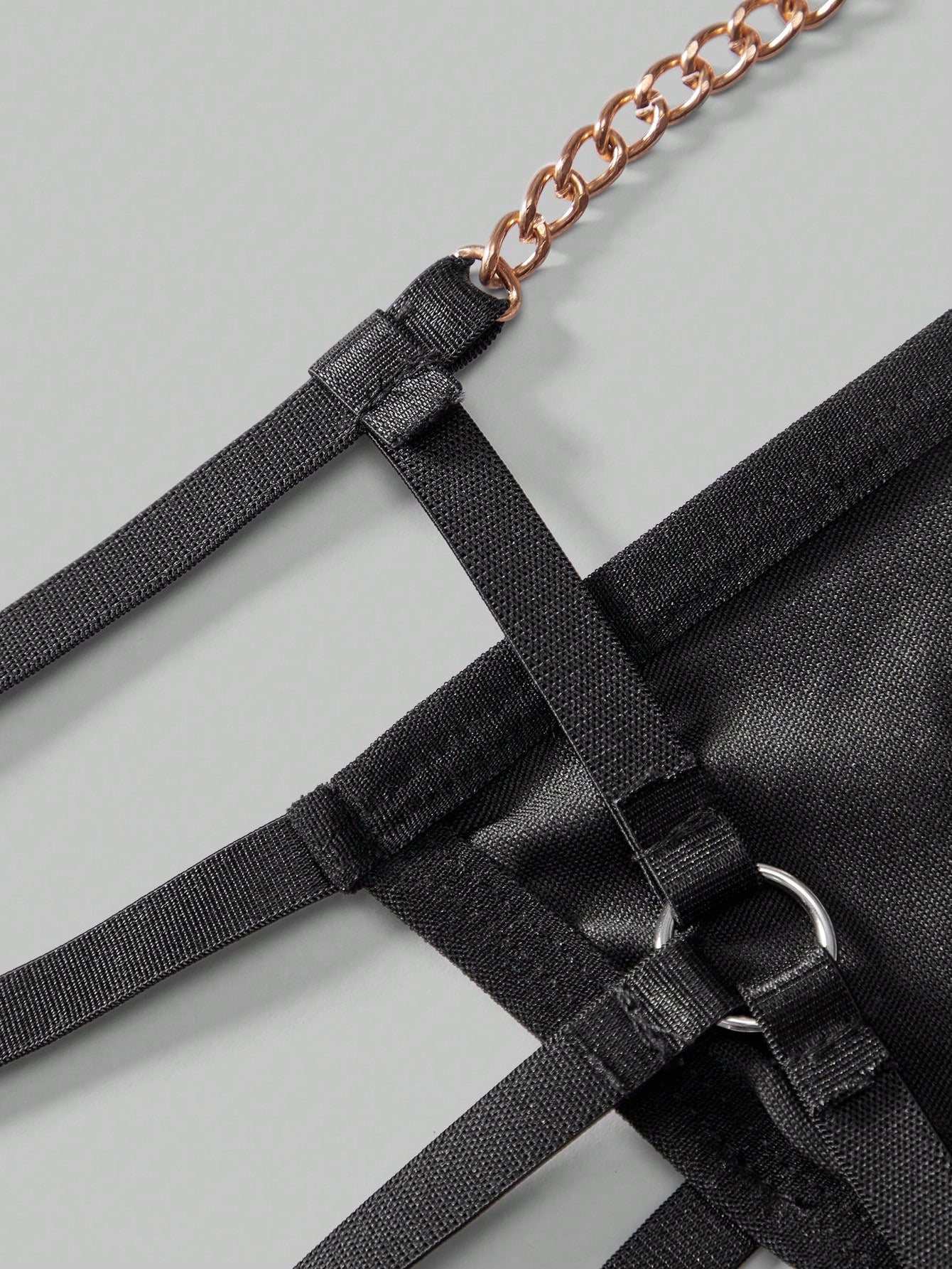 Men’s Solid Color Short With Connected Panel Detail Neutral Design For Casual Use