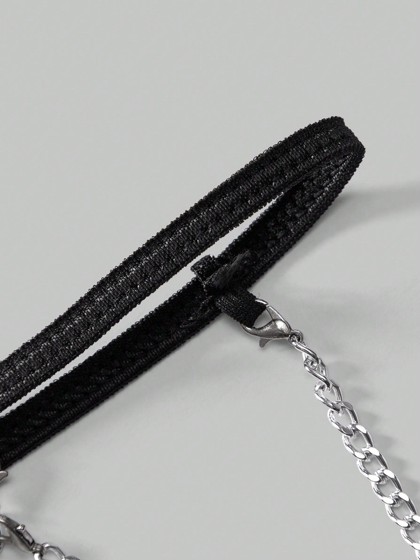 Men’s Mesh Texture Short With Heart Pattern Print For Casual Wear