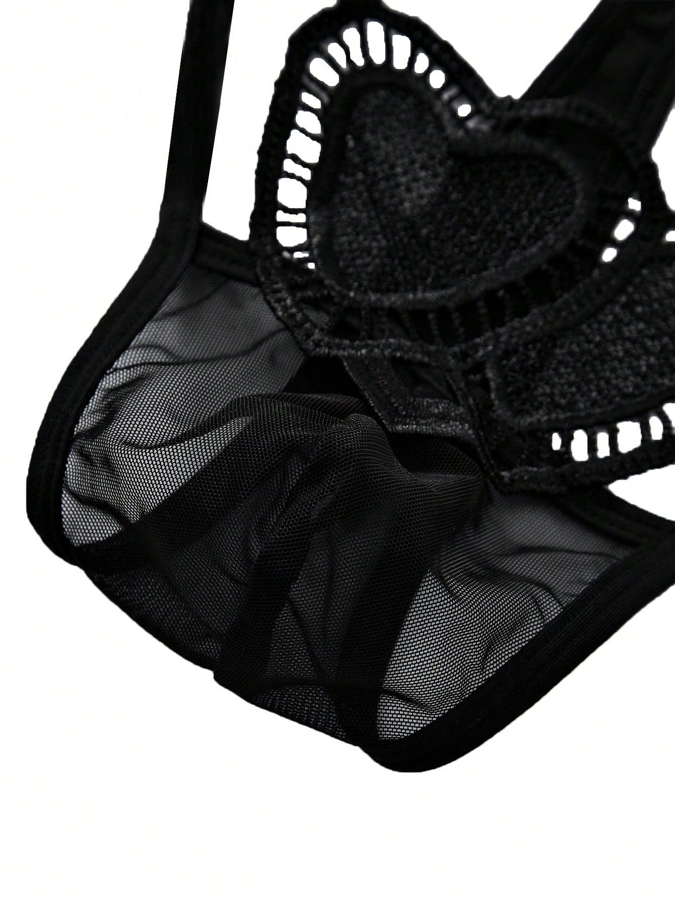 Men’s Mesh Fabric Short With Heart Embroidery Detail, Lightweight Texture, For Daily Wear