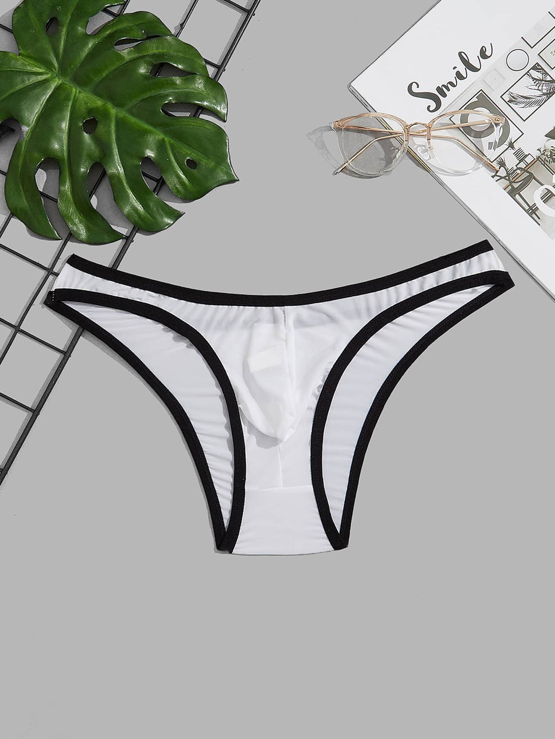 Men’s Red High Stretch Short With Contrast Binding Detail For Daily Wear