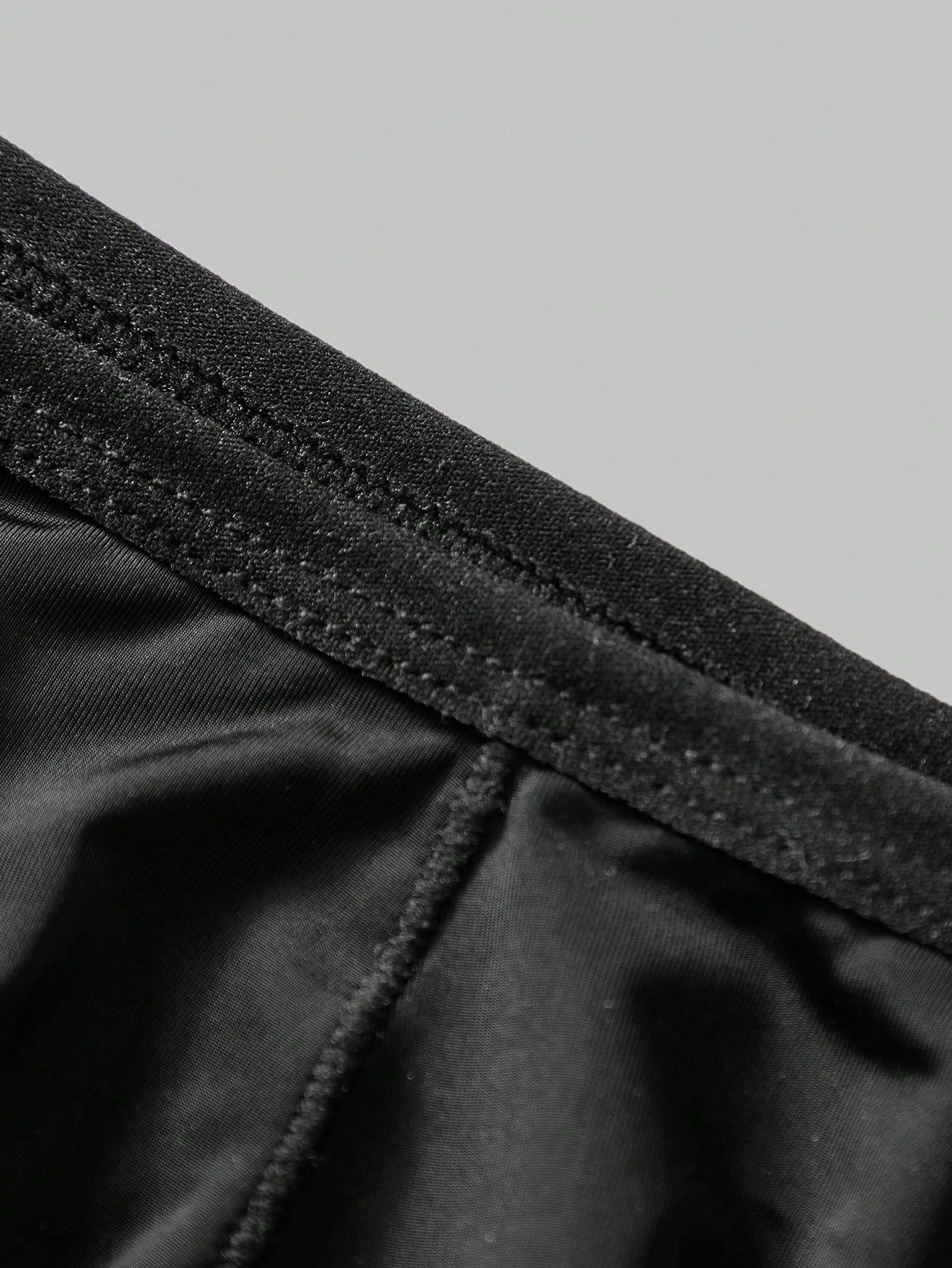 1pc Men’s Silk-Style Fabric Short, Solid Color, Smooth Texture, For Daily Wear