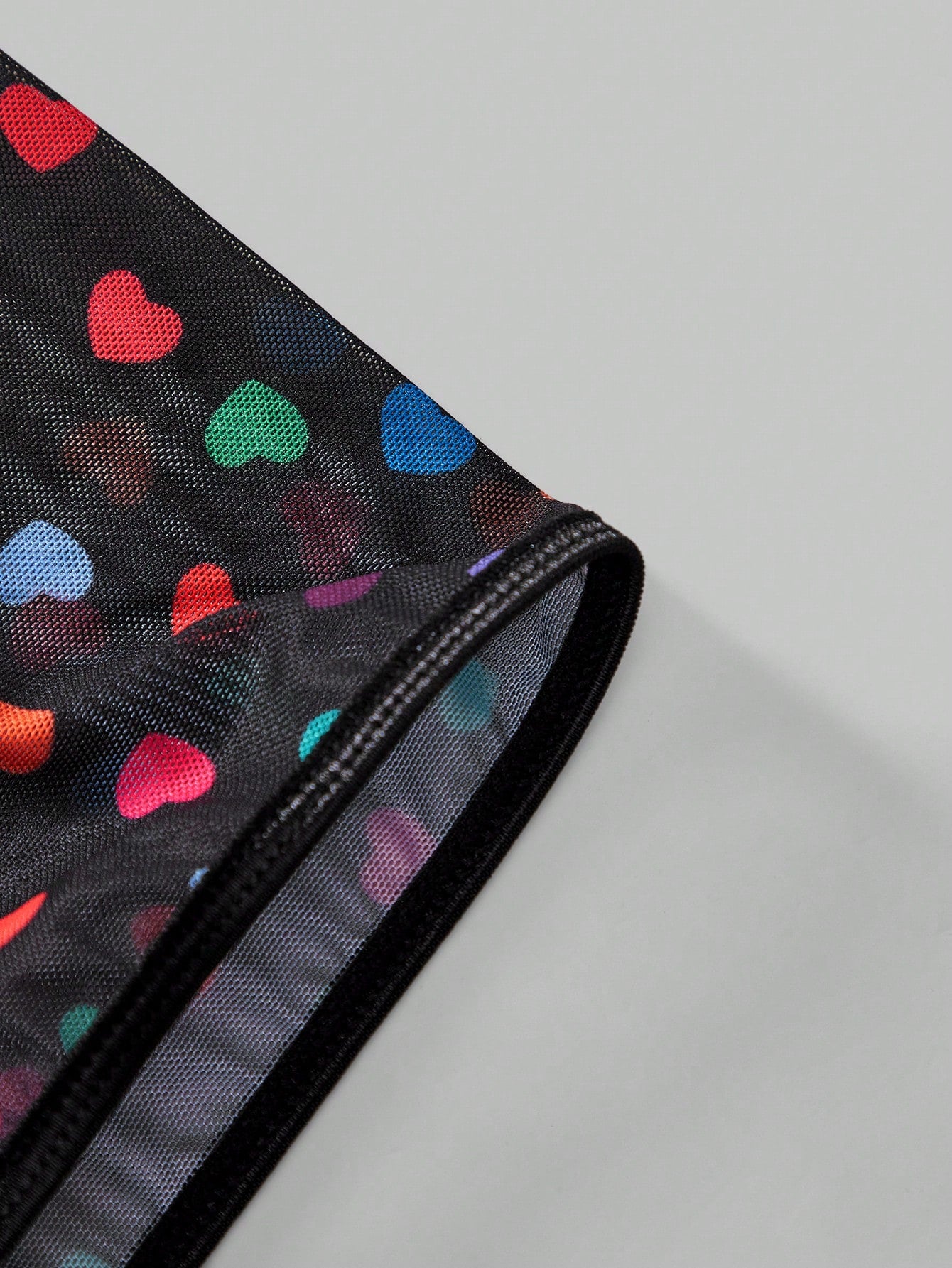 Men’s Mesh Fabric T-Shirt With Heart Pattern, Lightweight Design, For Daily Wear