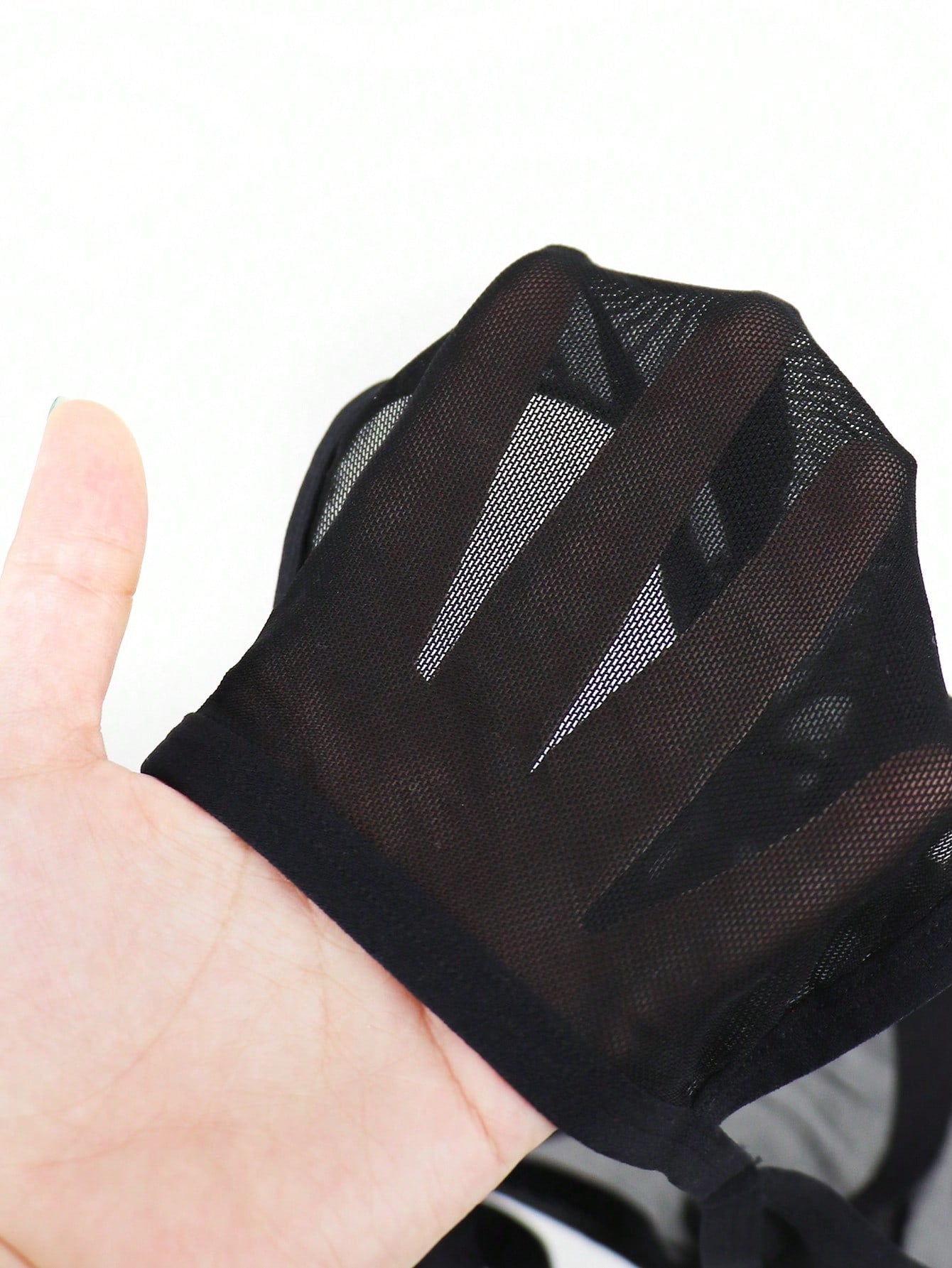 1pc Men’s Mesh Short, Lightweight and Breathable Fabric, Clean Waist Design