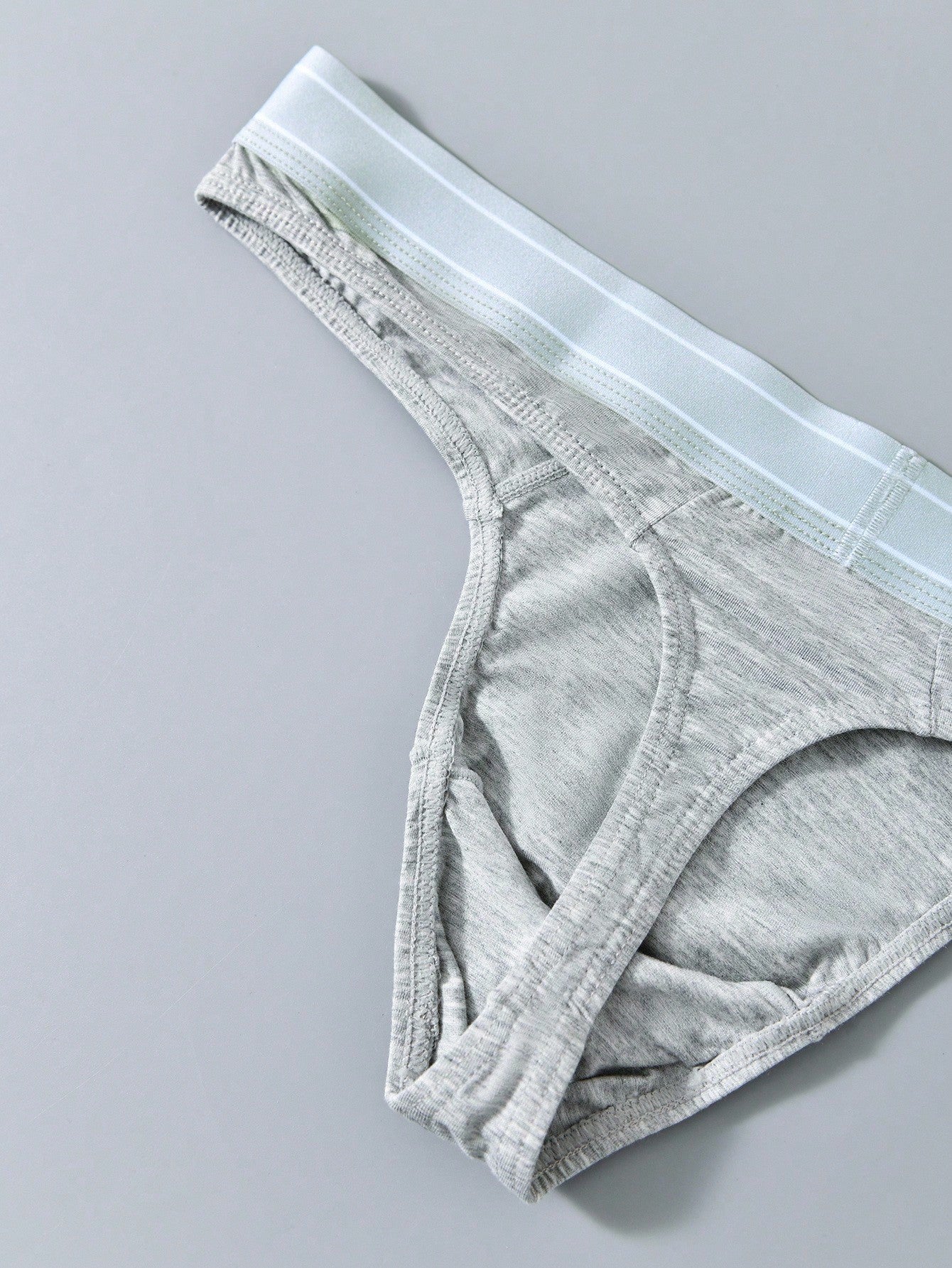 Men’s Elastic Soft Fabric Short Lightweight Structure For Daily Styling