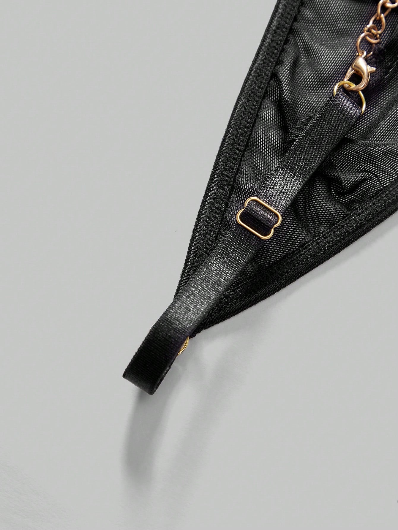 Metal Chain Connected Mesh G String Underwear For Men