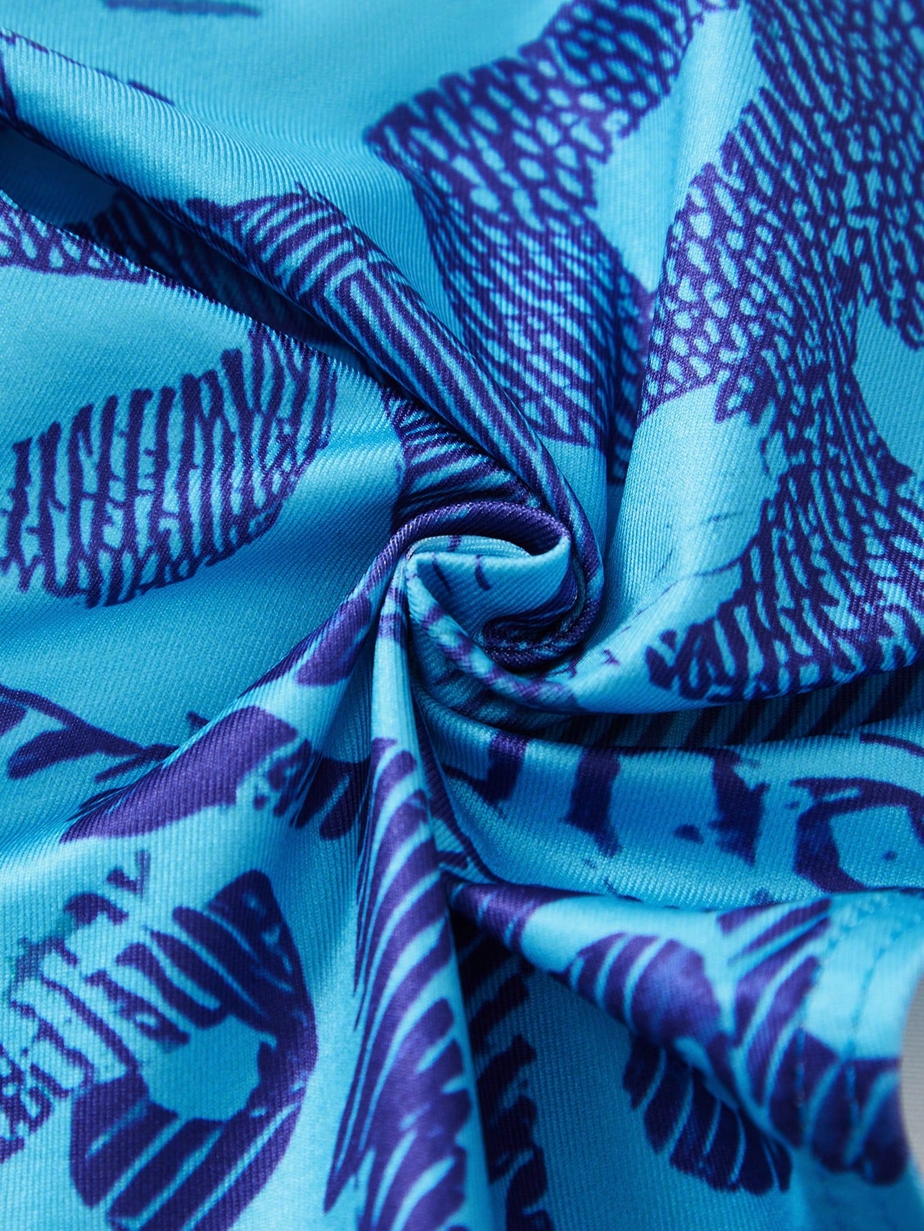 Men’s All-Over Print Short, Low-Rise Style, Clean Design, For Daily Wear