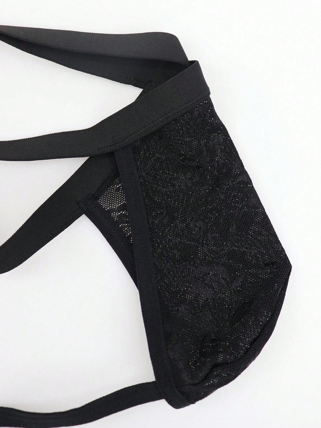 Men’s Solid Color Mesh Fabric Short With Hollow Pattern Detail, Breathable Structure, For Everyday Use