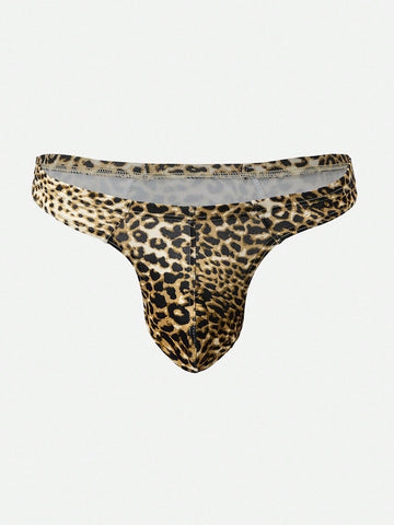 1pc Men’s Leopard Print Short, Lightweight Fabric, Simple Structure