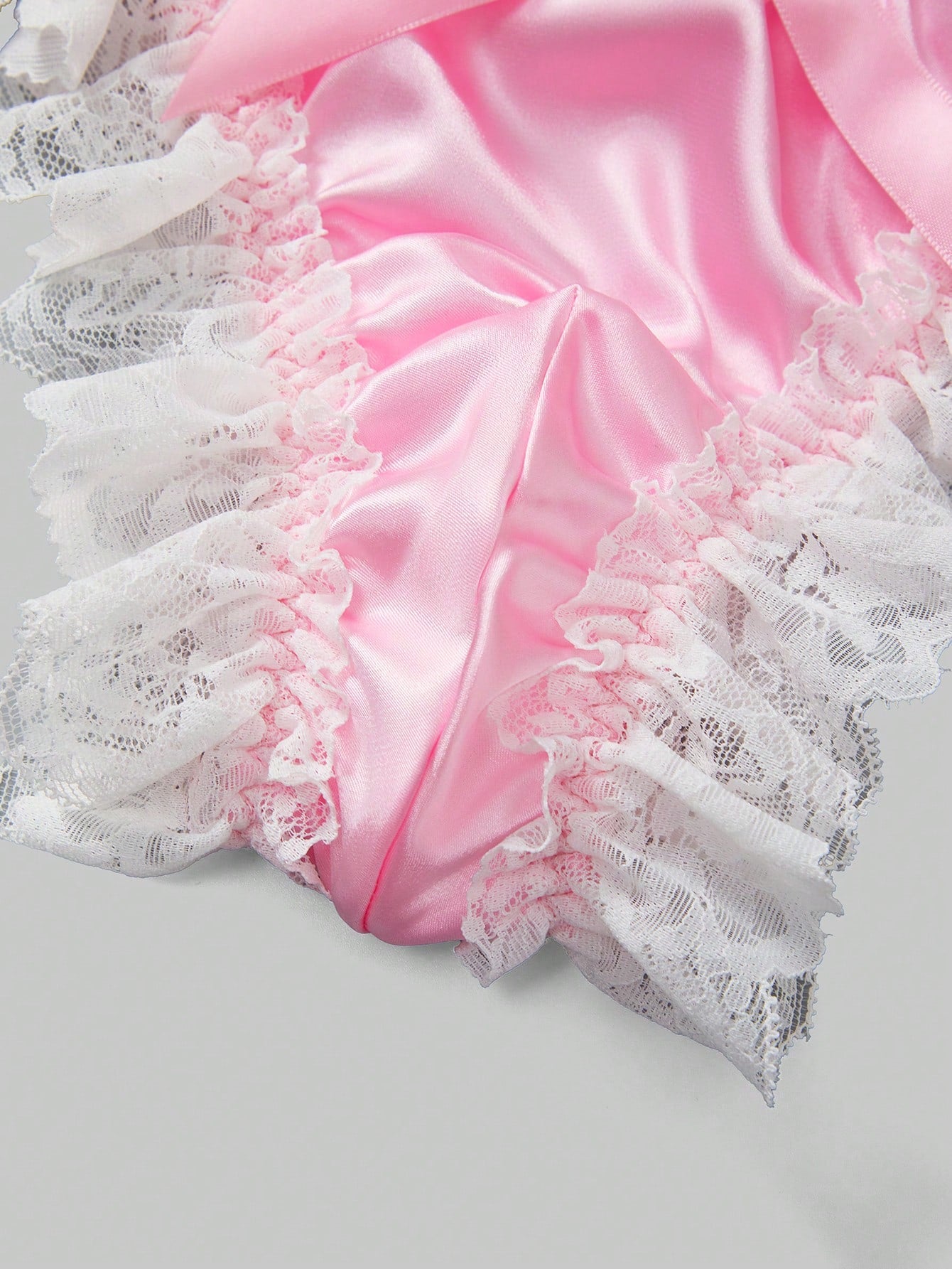 Men’s Contrast Color Trim Short With Clean Edge Detail For Daily Wear