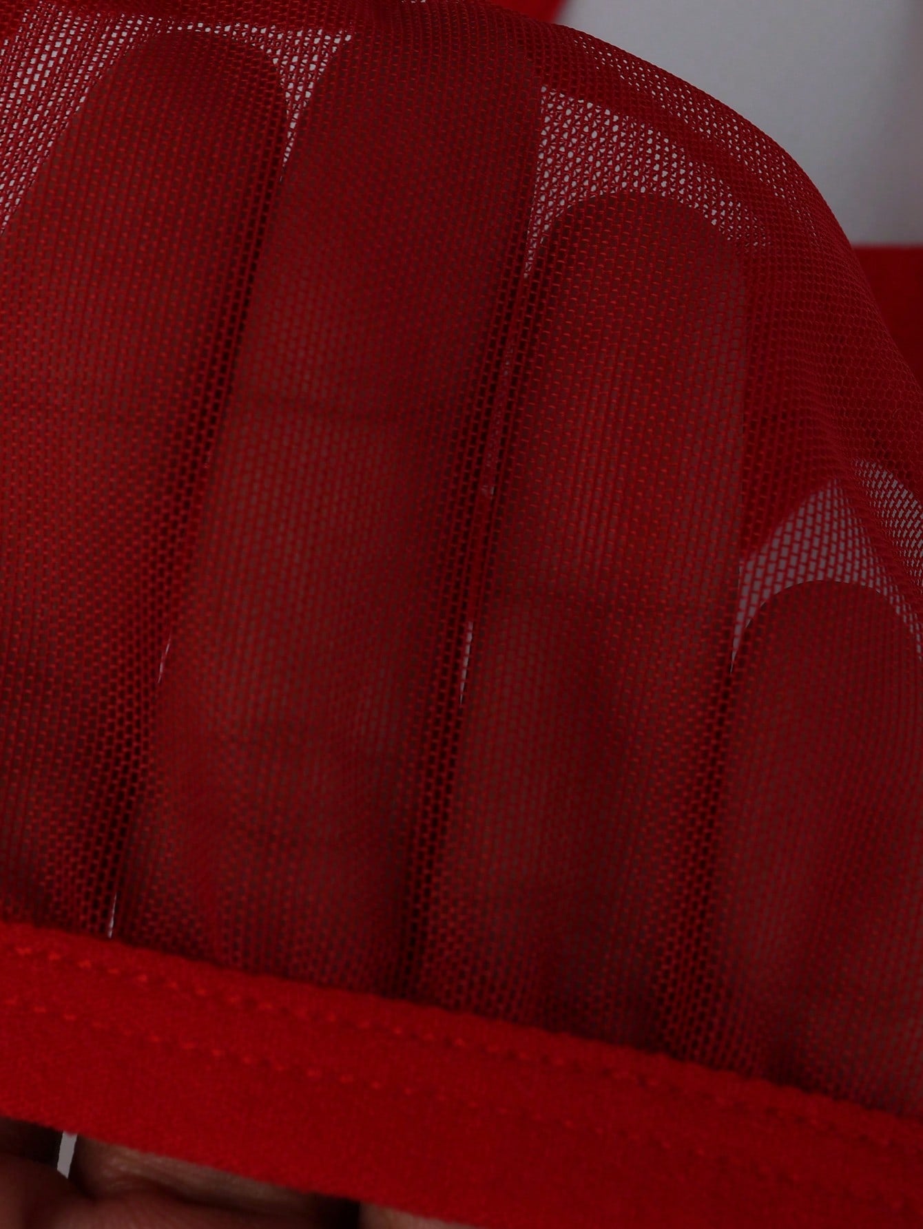 Men’s Halter Style Short Minimal Strap Structure For Casual Wear