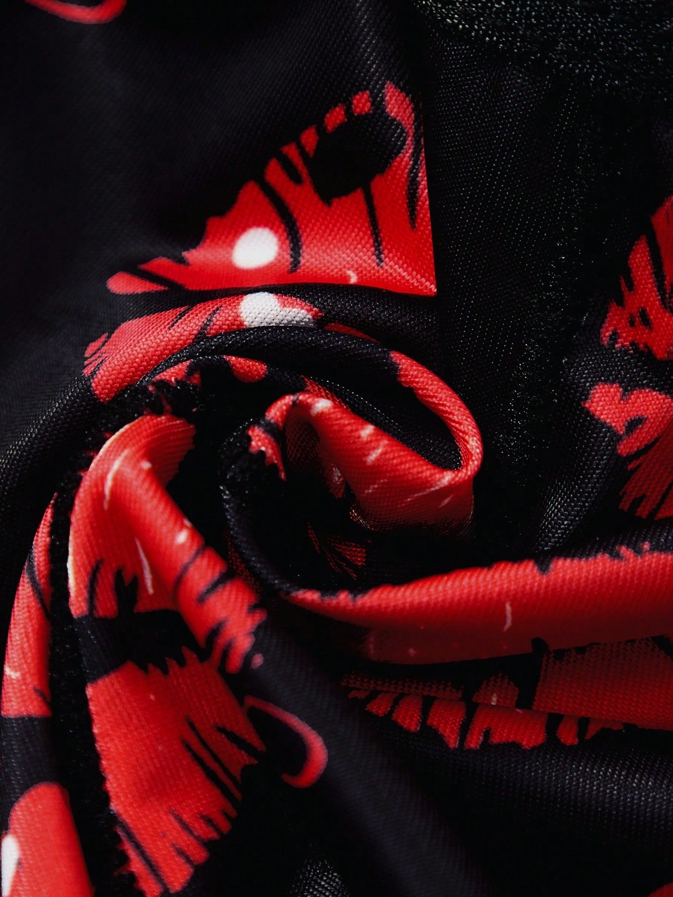 1pc Men’s Mesh Fabric Short With Lip Print Detail, Lightweight Design, For Casual Wear