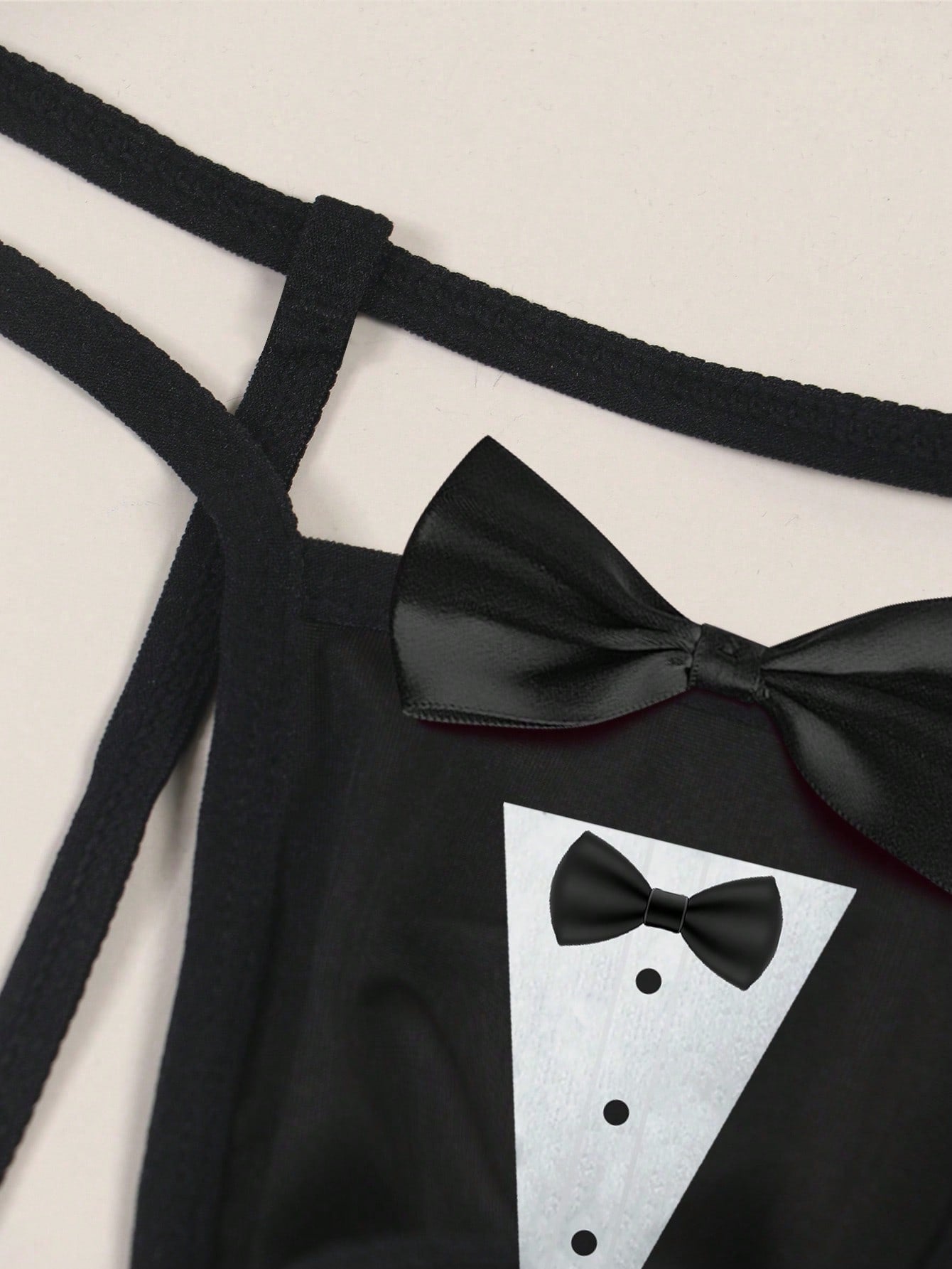 Men's Sexy Comfortable Hollow Bowknot Pattern G-String With Collar