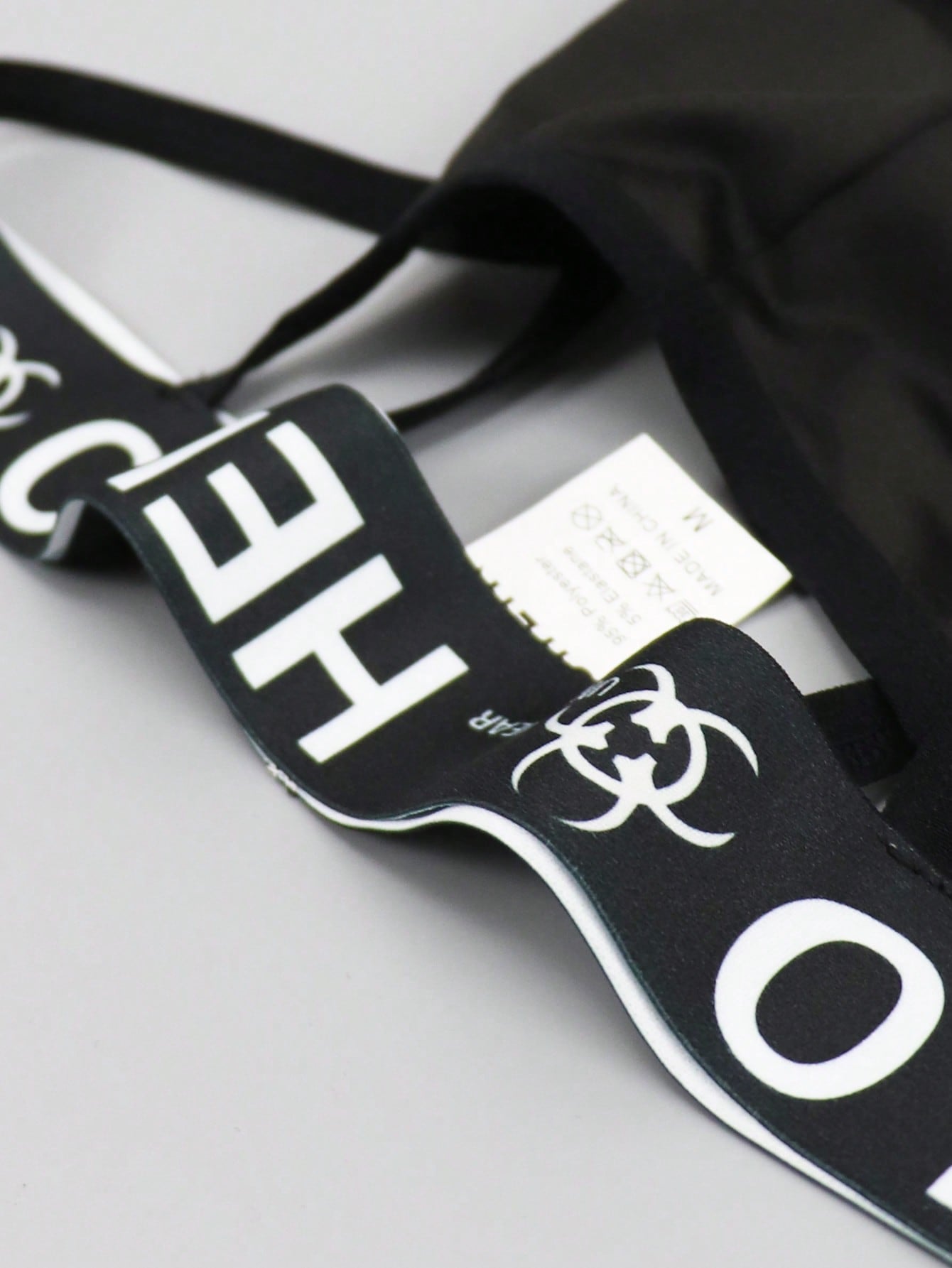 Men’s Strap Detail Short, Lightweight Fabric, Simple Structure