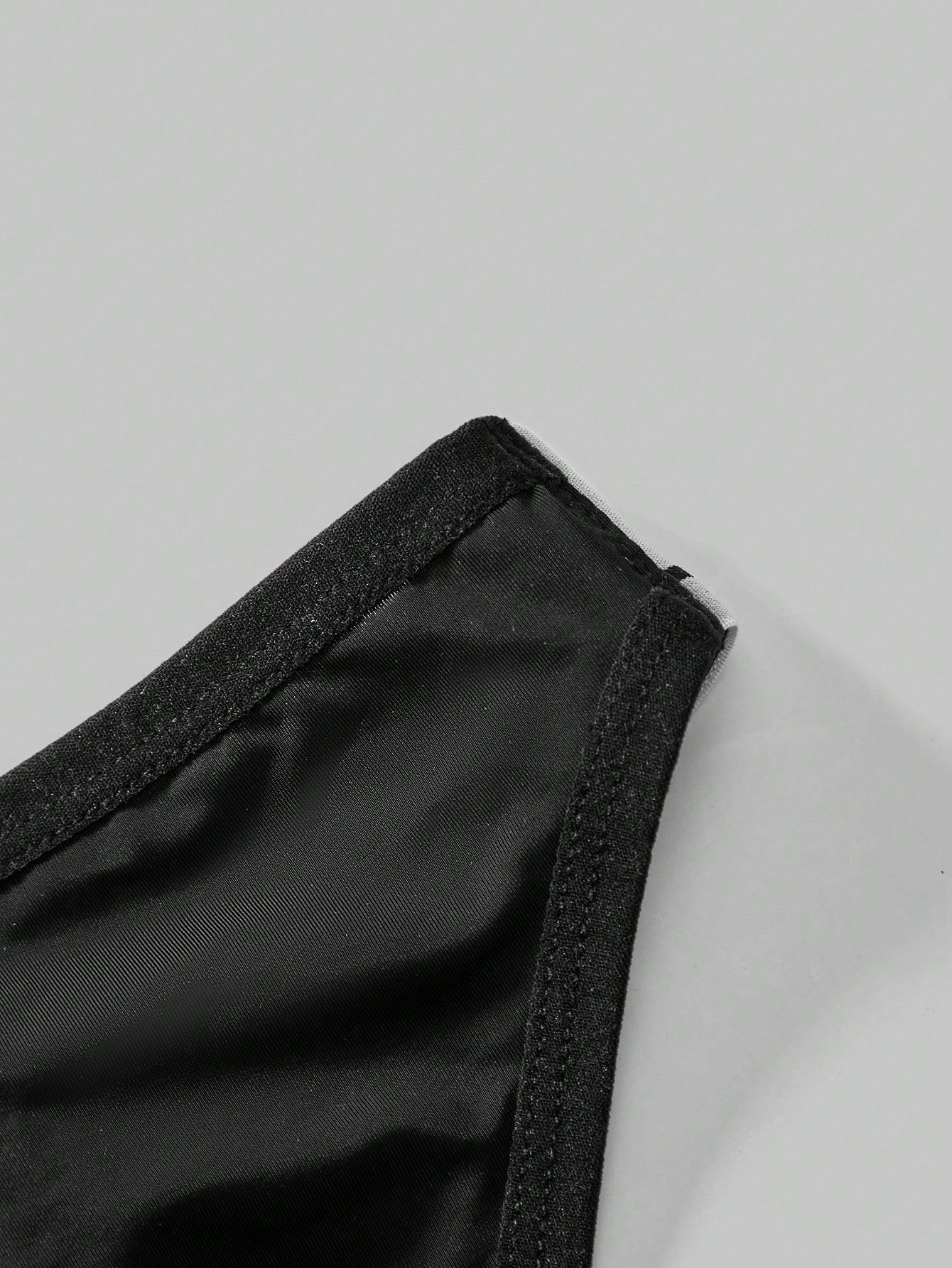 1pc Men’s Silk-Style Fabric Short, Solid Color, Smooth Texture, For Daily Wear