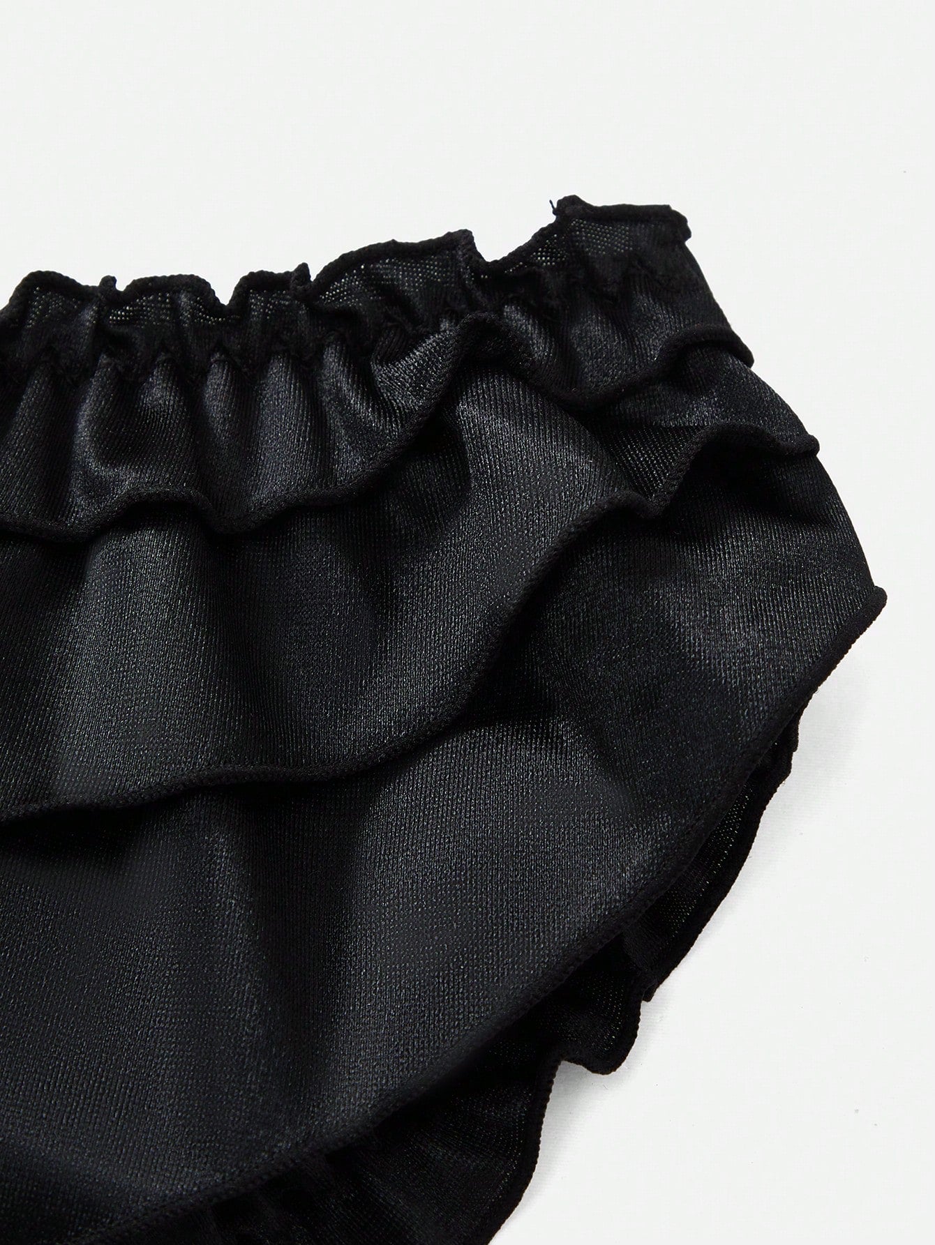 Men’s Solid Color Short With Trim Detail, Simple Design, For Daily Wear