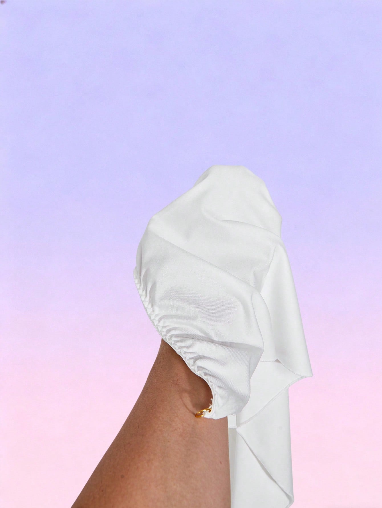 Men’s Exotic Style Costume Outfit Simple Structure For Casual Styling