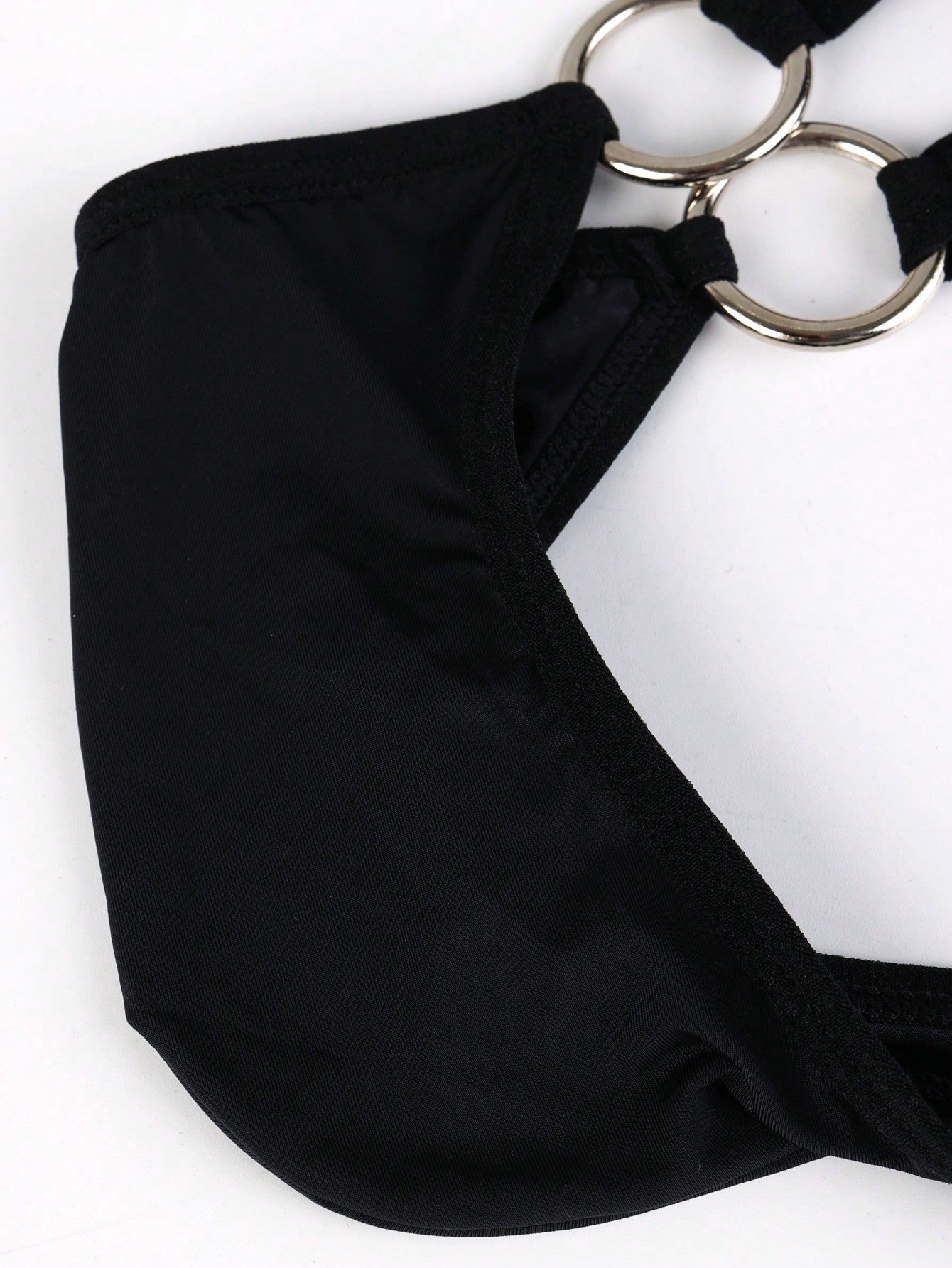 Men’s Solid Color Short With Circular Accent Detail For Daily Use