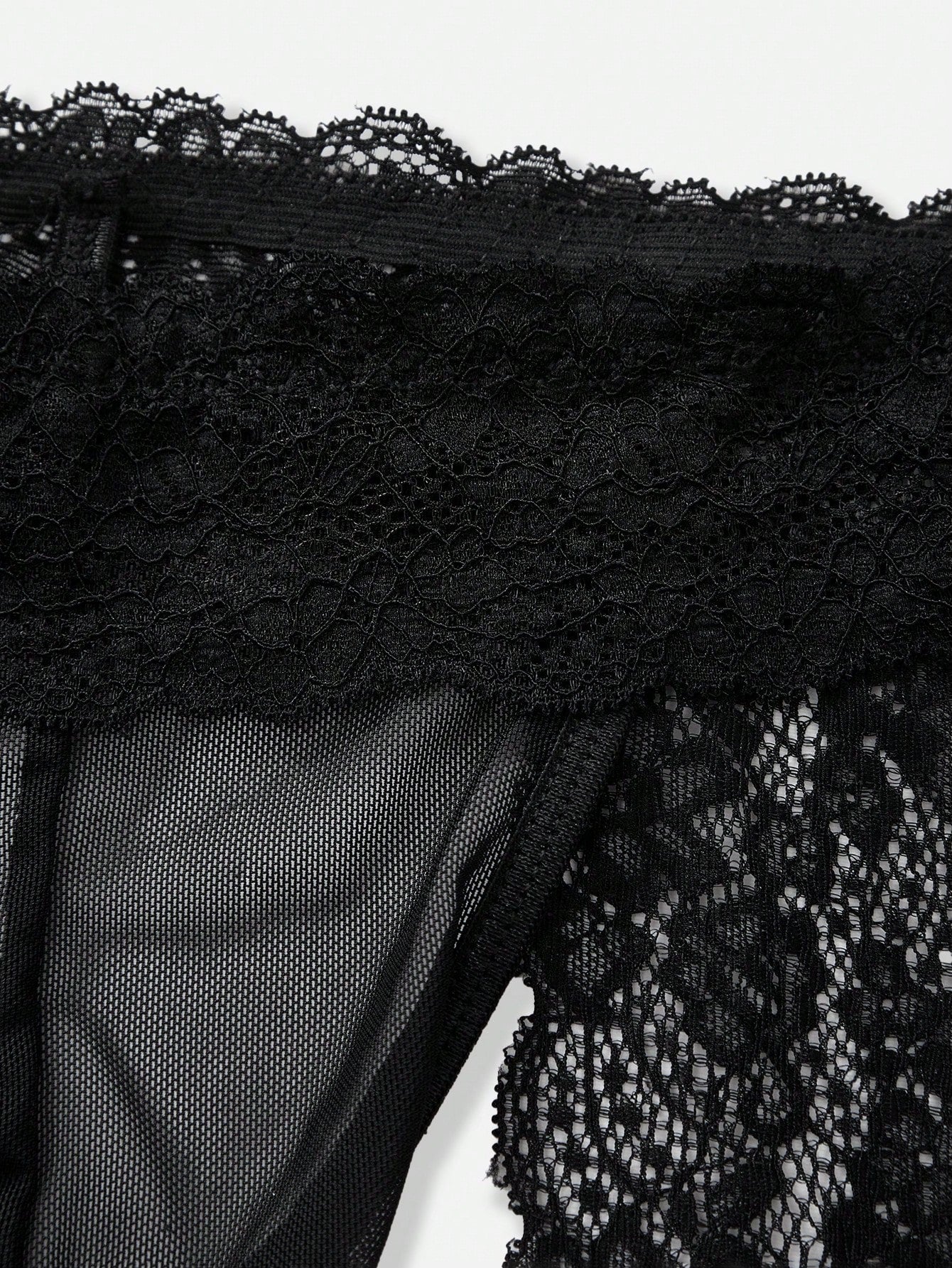 Men’s Black Short Low Waist Simple Structure For Daily Wear